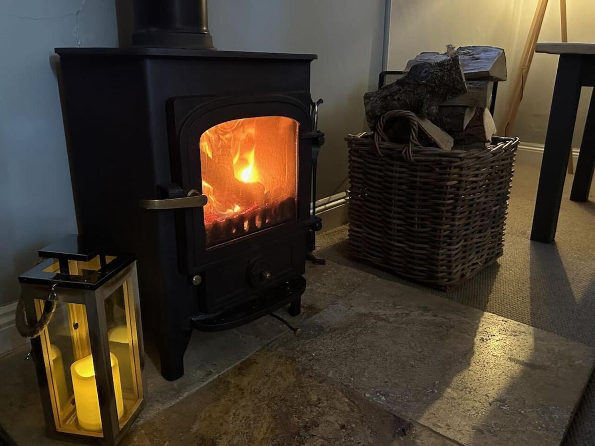 Stonehenge Cottages Salisbury Extérieur photo