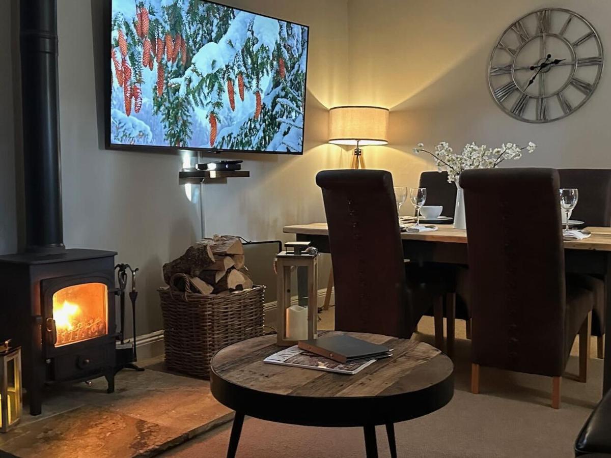Stonehenge Cottages Salisbury Extérieur photo